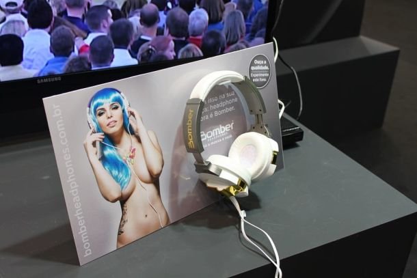 Bomber Headphones na Eletrolar 2013